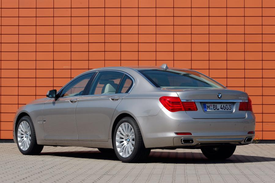  BMW 750Li (F02) 2008 года  (WW) (фото 7 из 25)